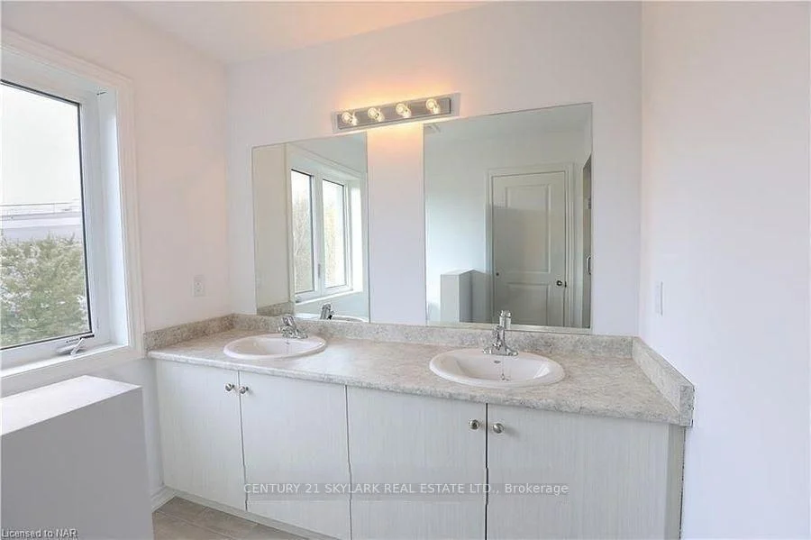 Photo 21 of Unit 37, 7403 Sandy Ridge Common, Niagara Falls, Oldfield — HOMEH