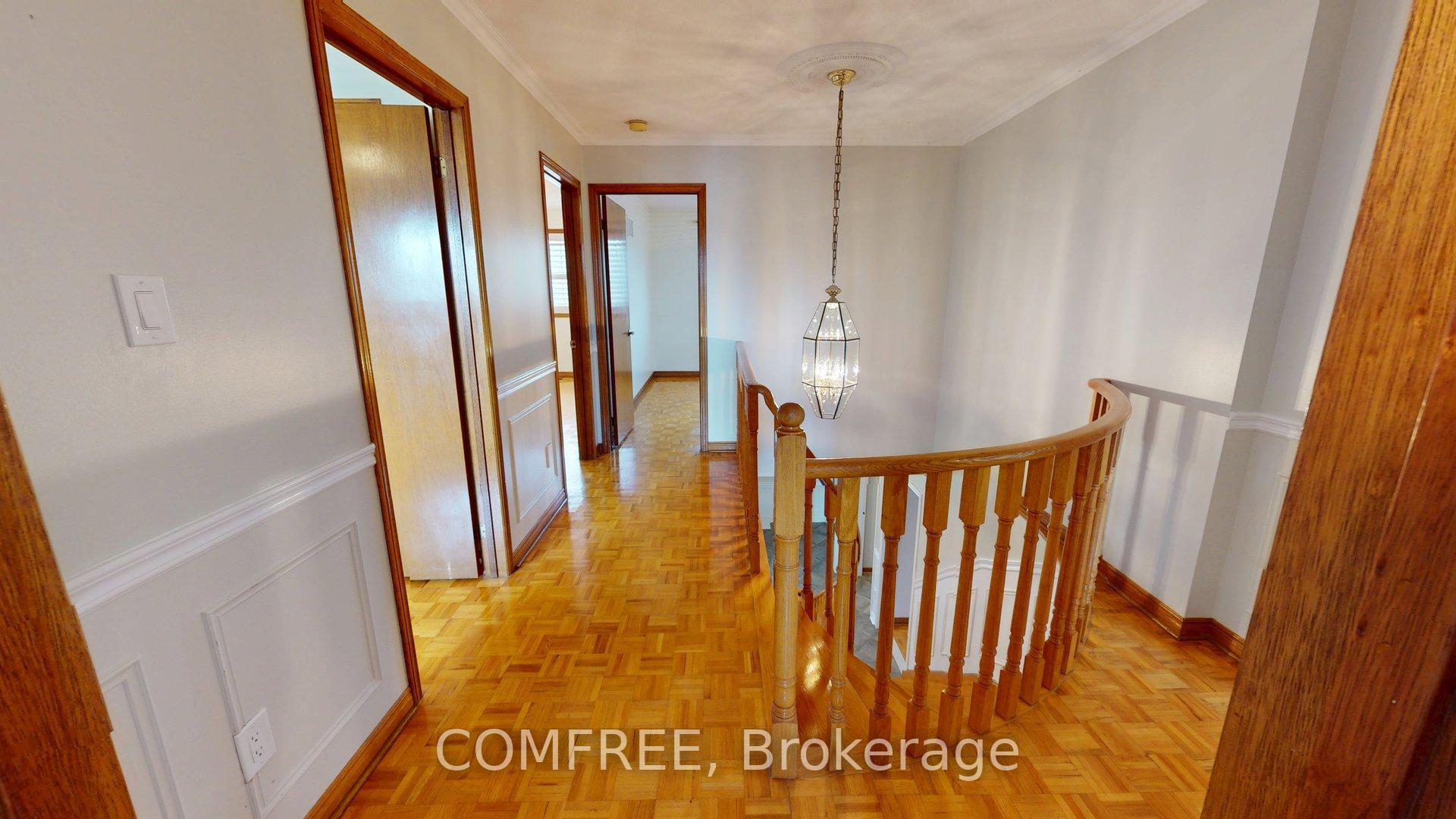 Photo 17 of 51 Venetian Crescent, Vaughan, East Woodbridge — HOMEH