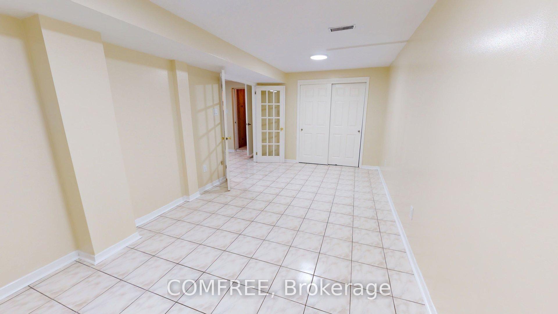 Photo 32 of 51 Venetian Crescent, Vaughan, East Woodbridge — HOMEH