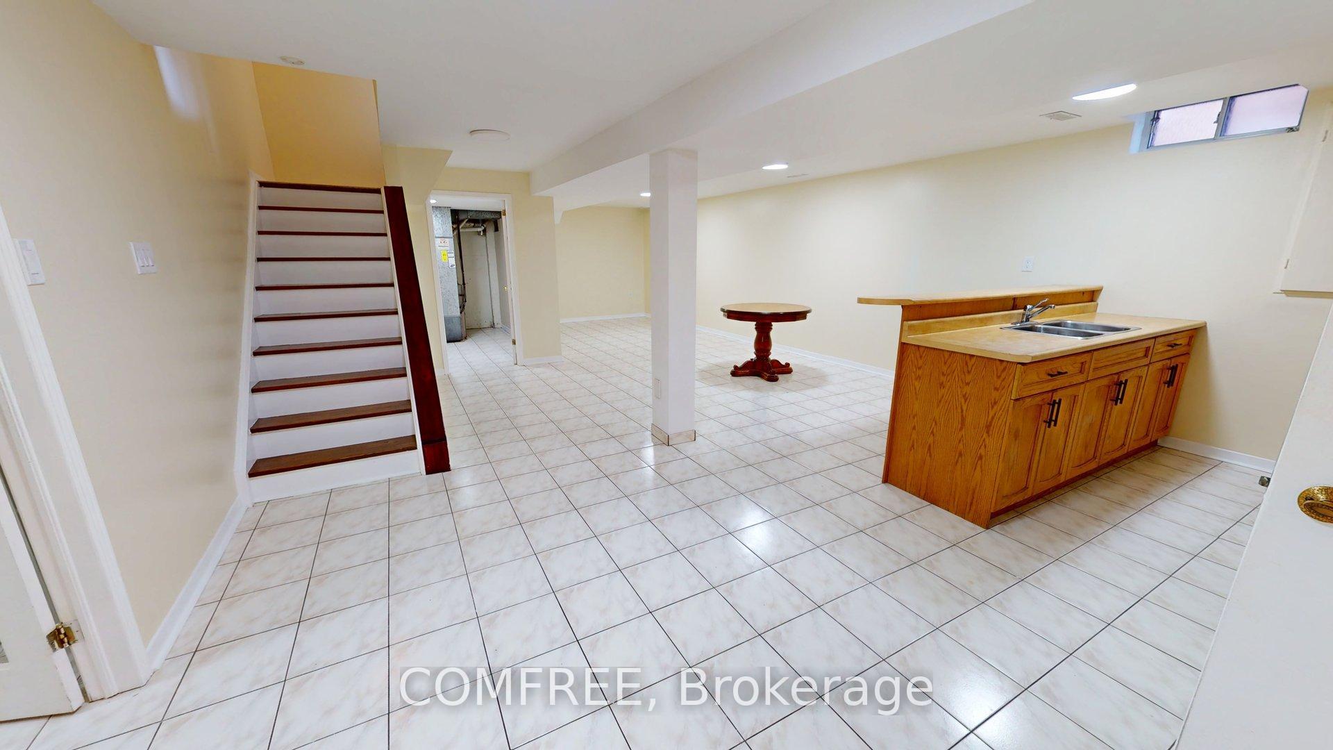 Photo 35 of 51 Venetian Crescent, Vaughan, East Woodbridge — HOMEH