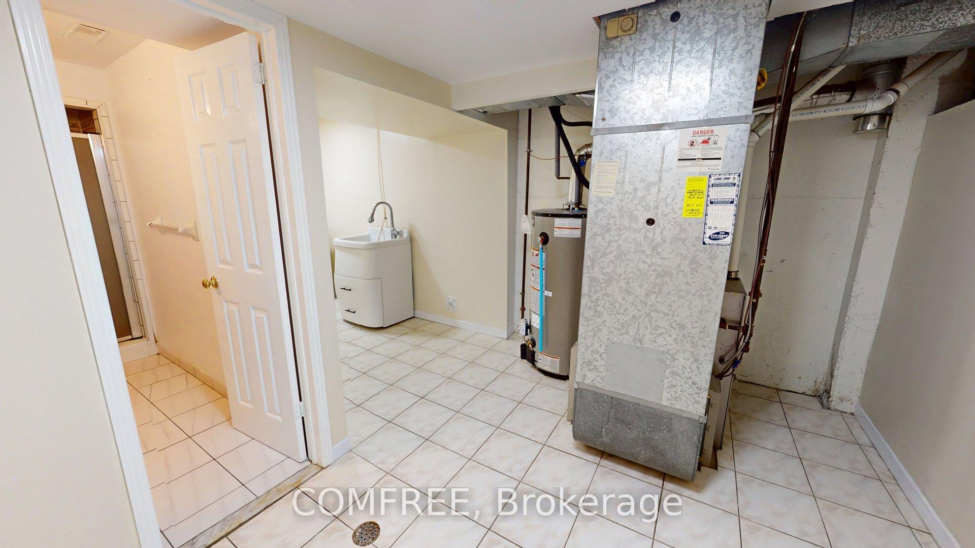 Photo 36 of 51 Venetian Crescent, Vaughan, East Woodbridge — HOMEH
