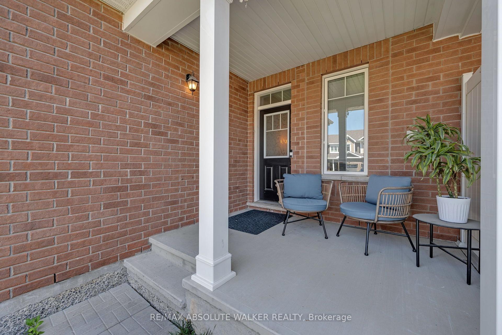 Photo 3 of 236 Willow Aster Circle, Ottawa, Avalon West — HOMEH