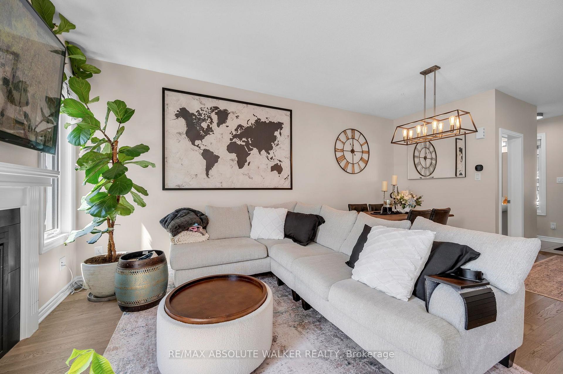 Photo 5 of 236 Willow Aster Circle, Ottawa, Avalon West — HOMEH