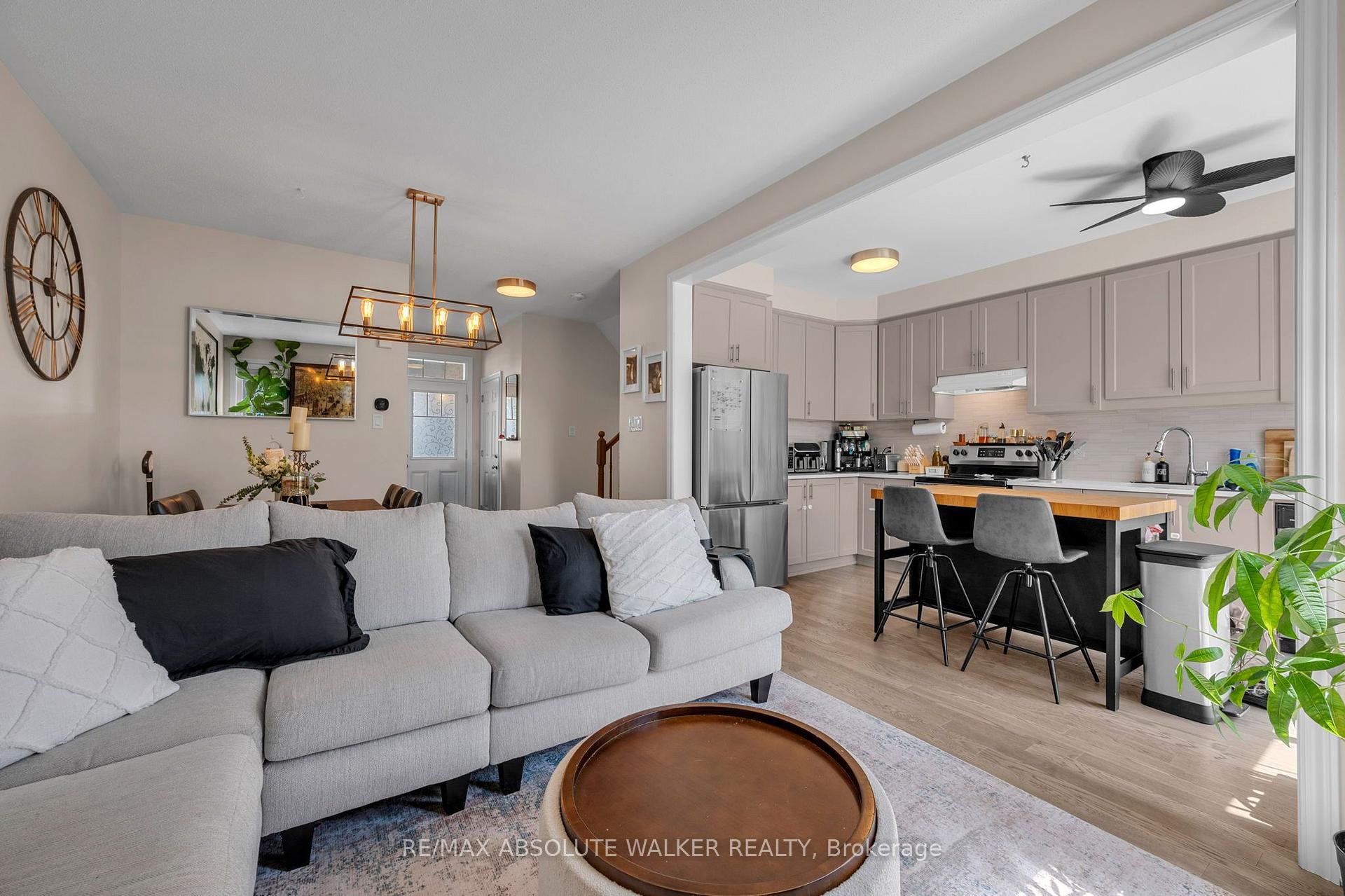 Photo 8 of 236 Willow Aster Circle, Ottawa, Avalon West — HOMEH