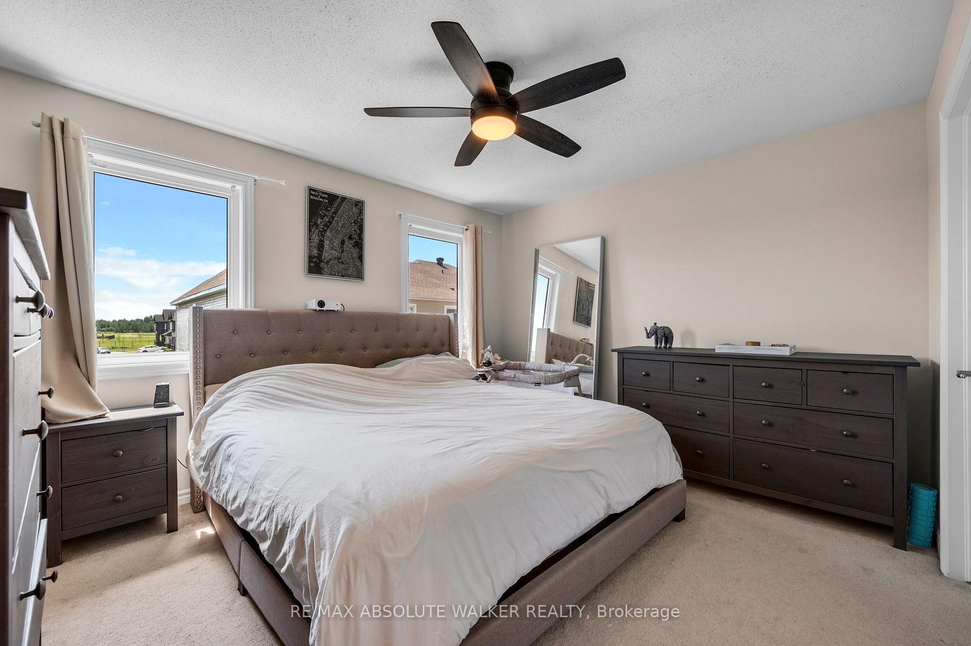 Photo 14 of 236 Willow Aster Circle, Ottawa, Avalon West — HOMEH