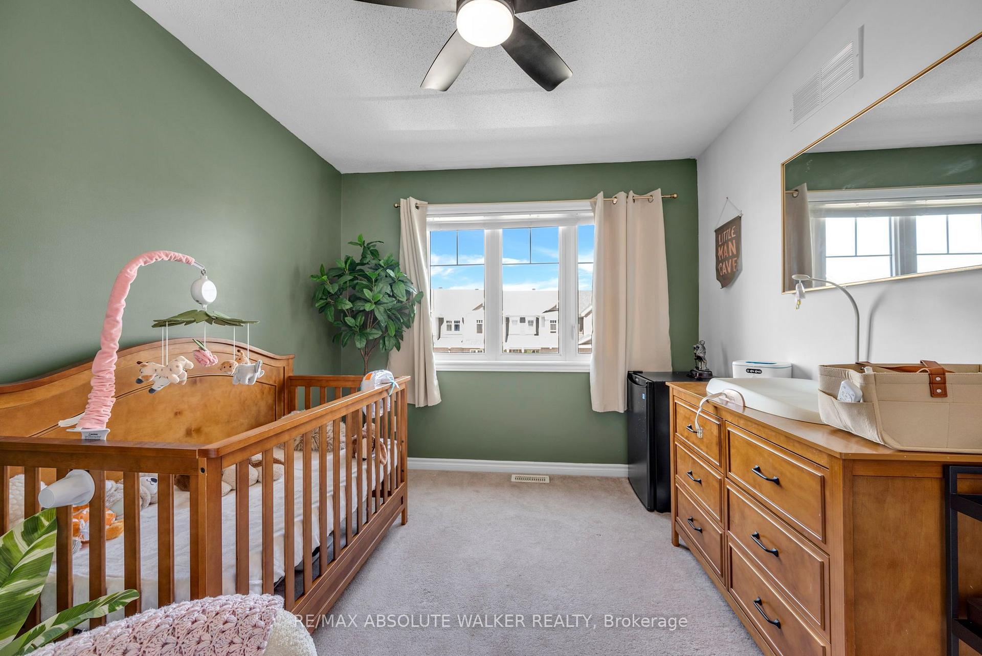 Photo 18 of 236 Willow Aster Circle, Ottawa, Avalon West — HOMEH