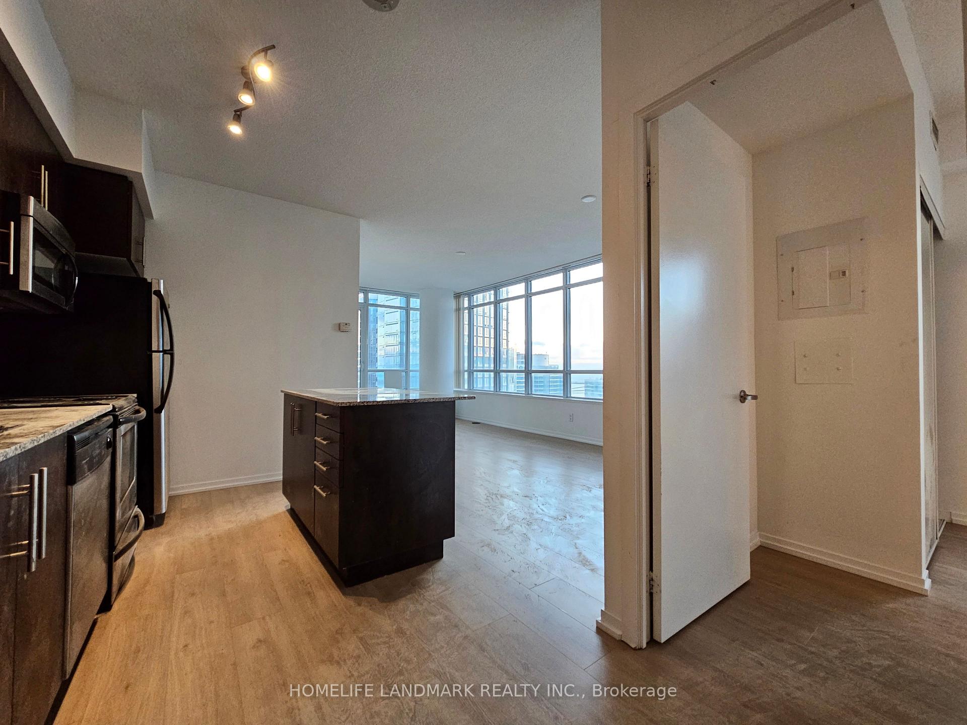 Photo 3 of Unit 2410, 55 Bremner Boulevard, Toronto, Waterfront Communities — HOMEH