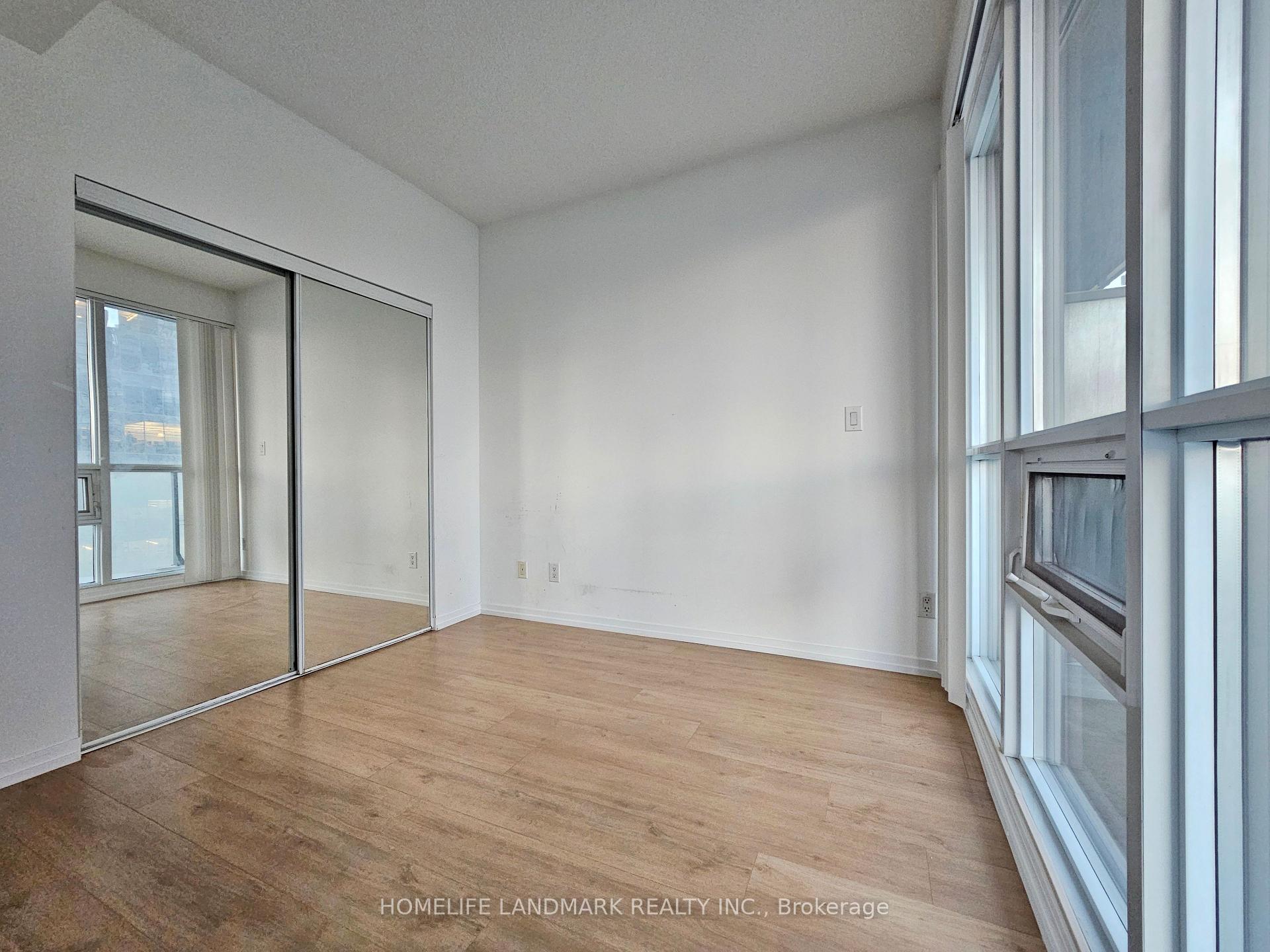 Photo 8 of Unit 2410, 55 Bremner Boulevard, Toronto, Waterfront Communities — HOMEH