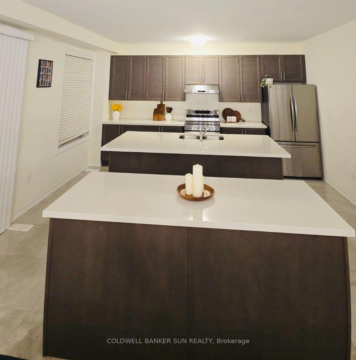 Photo 8 of 36 Bavenden Crescent, Brampton, Credit Valley — HOMEH