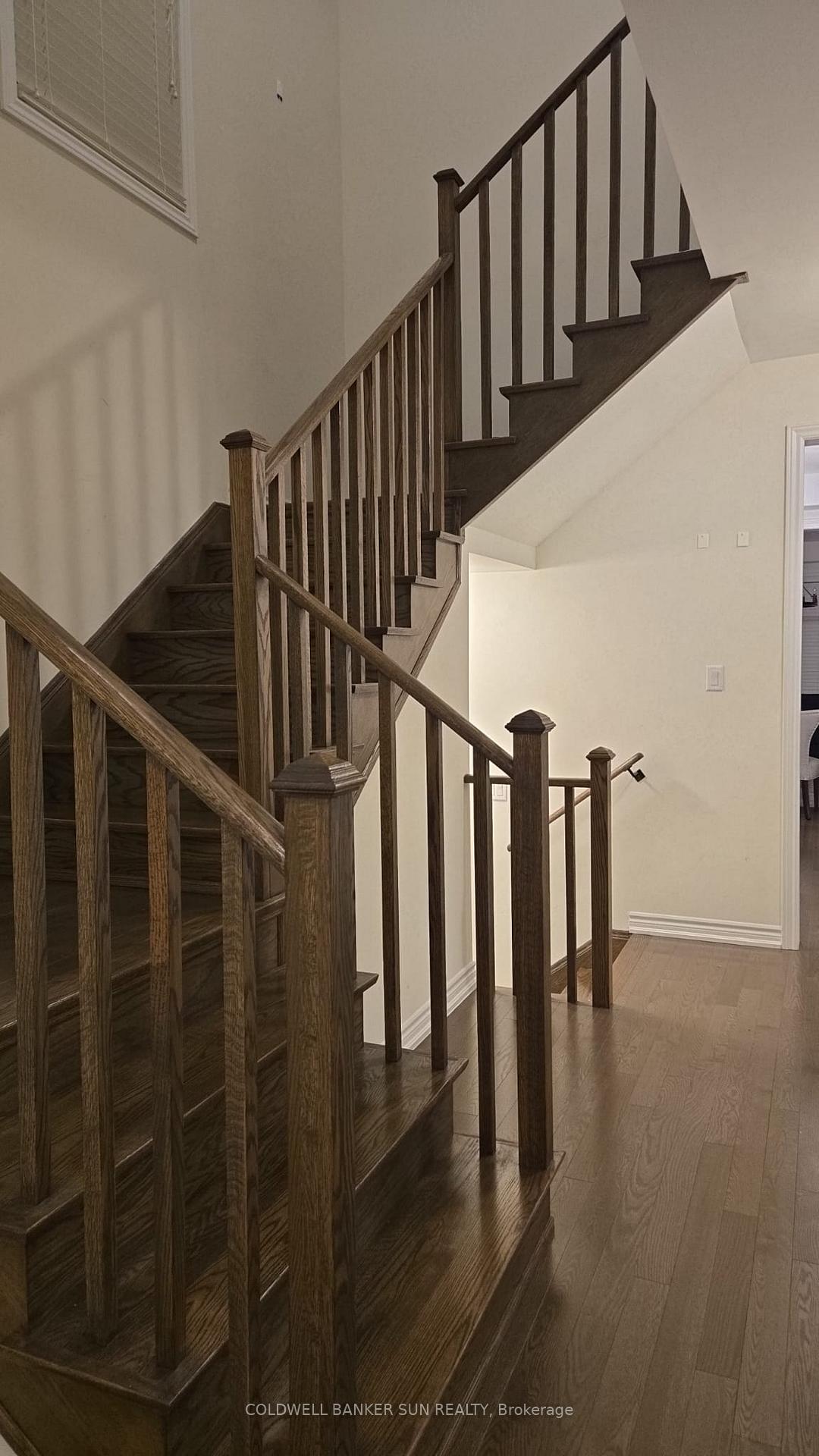 Photo 13 of 36 Bavenden Crescent, Brampton, Credit Valley — HOMEH
