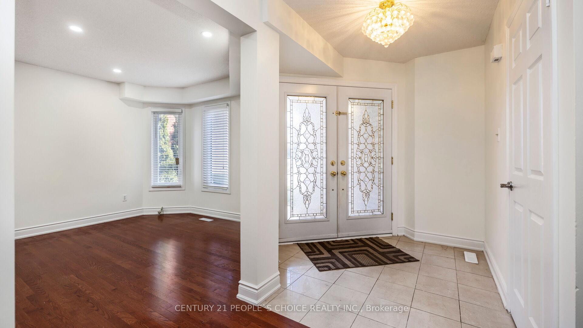 Photo 5 of 3464 Nutcracker Drive, Mississauga, Lisgar — HOMEH
