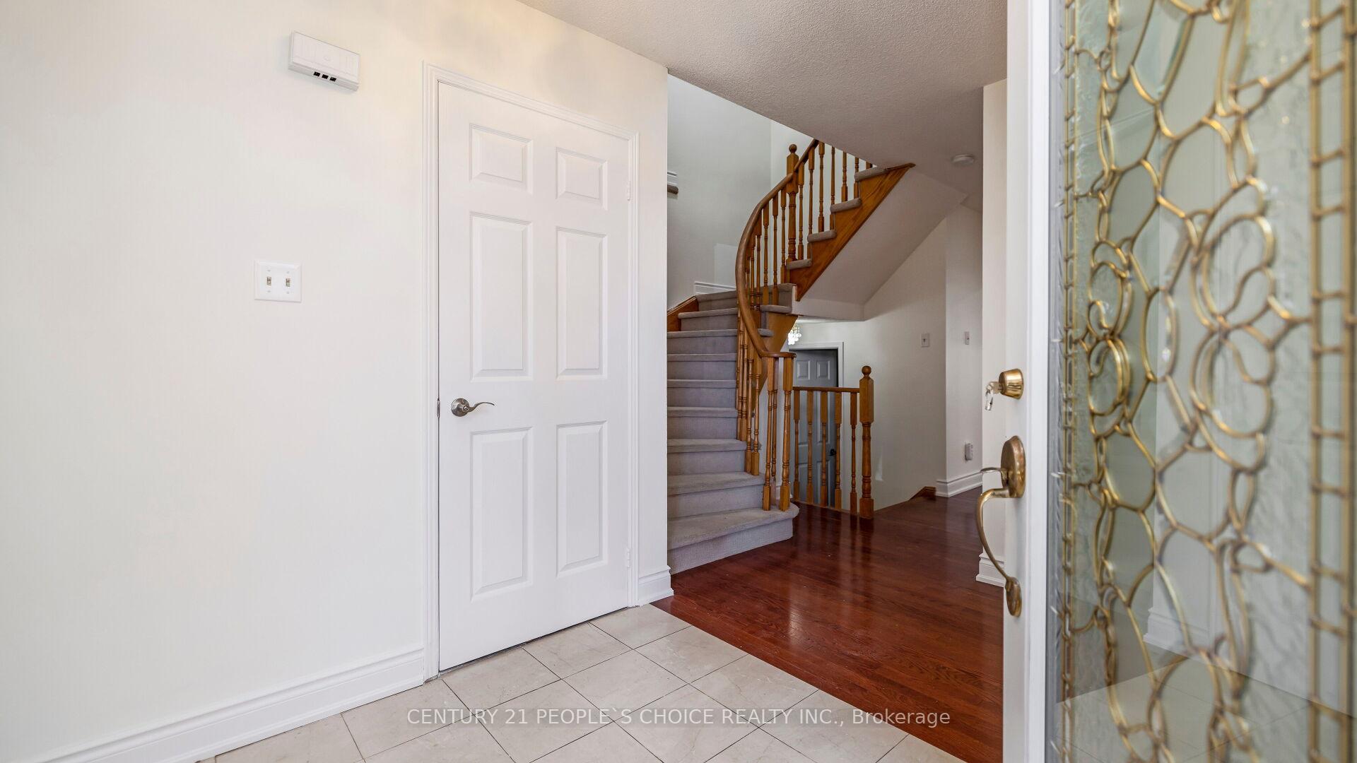 Photo 6 of 3464 Nutcracker Drive, Mississauga, Lisgar — HOMEH