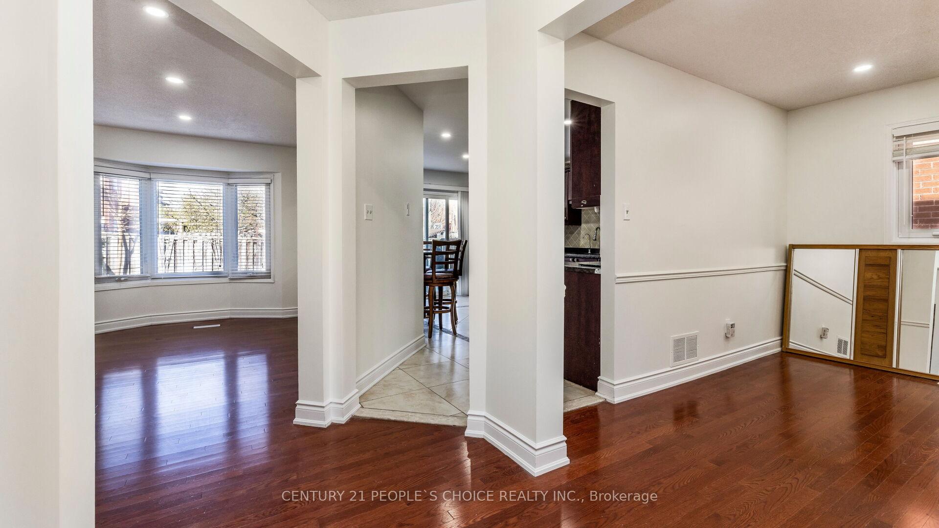 Photo 12 of 3464 Nutcracker Drive, Mississauga, Lisgar — HOMEH