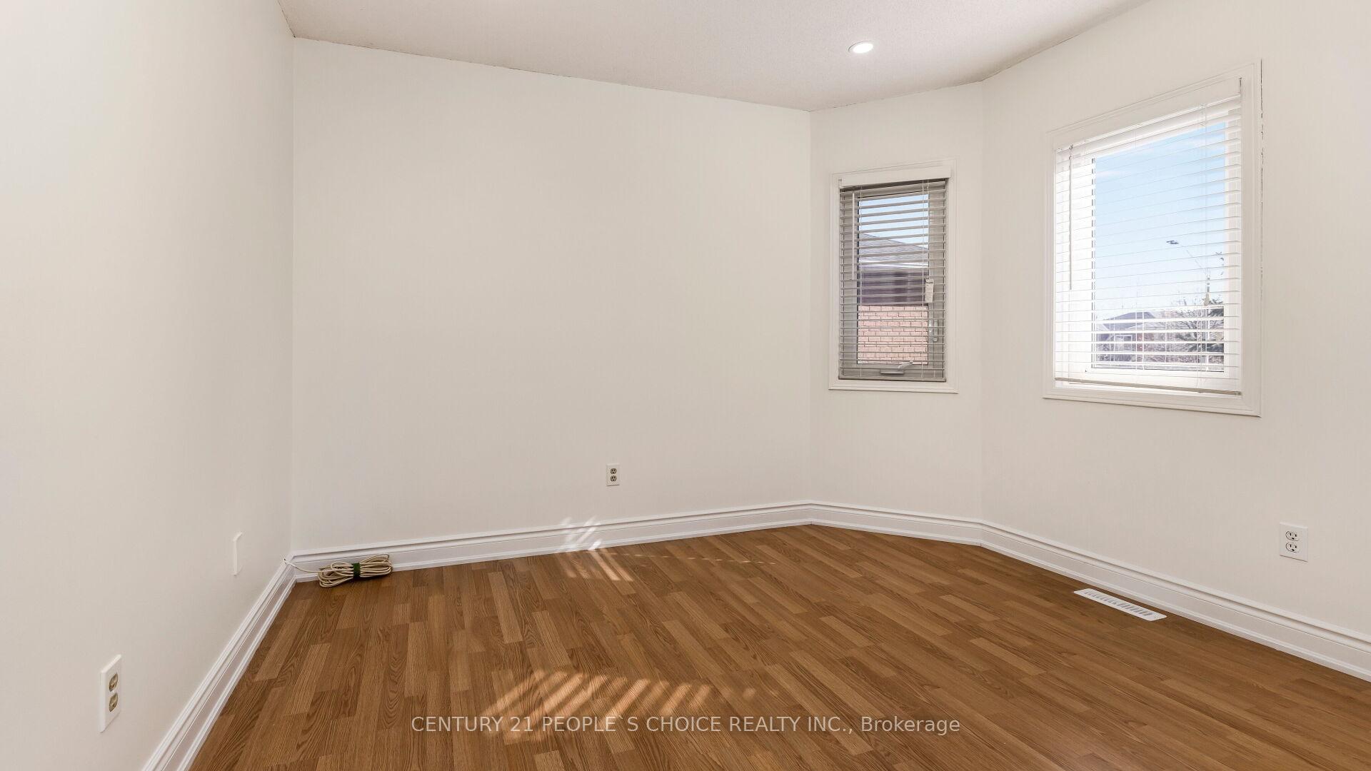 Photo 33 of 3464 Nutcracker Drive, Mississauga, Lisgar — HOMEH