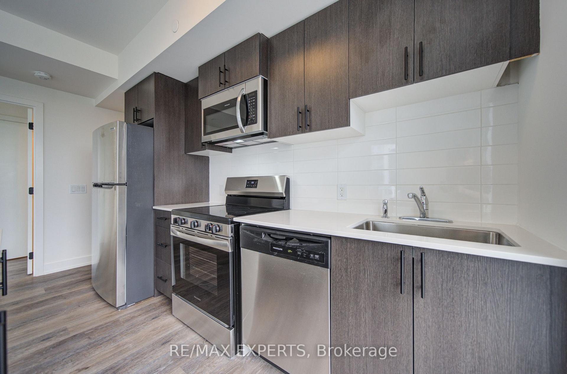 Photo 11 of Unit 507, 2475 Old Bronte Road, Oakville, Westmount — HOMEH