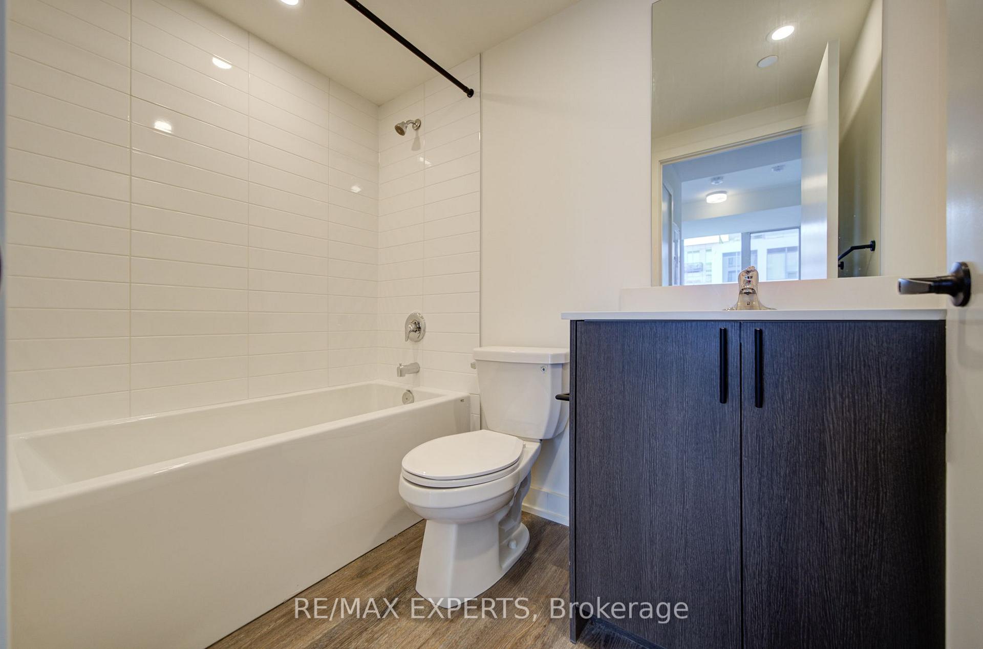 Photo 21 of Unit 507, 2475 Old Bronte Road, Oakville, Westmount — HOMEH