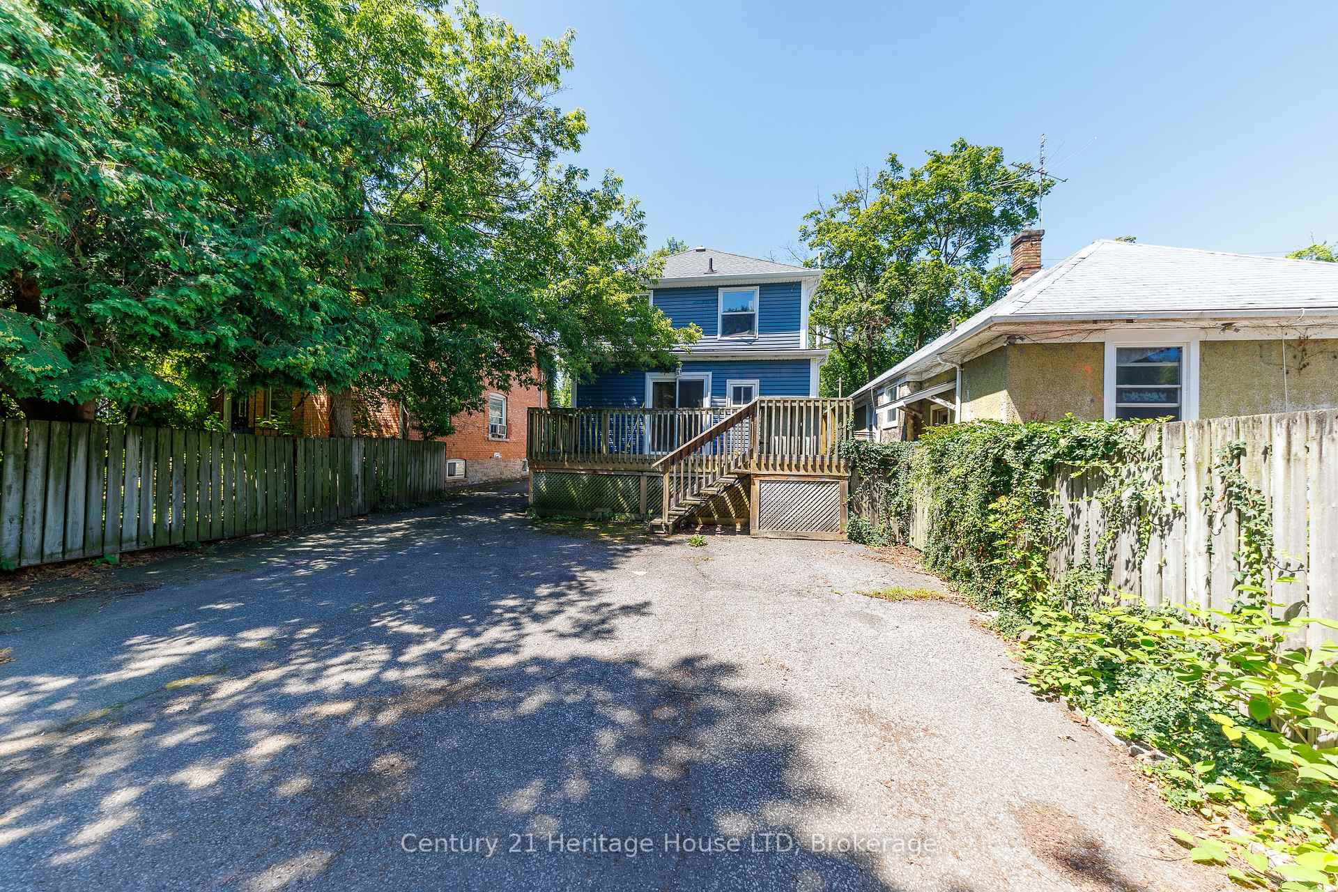 Photo 3 of 164 Lake Street, St. Catharines, Downtown — HOMEH