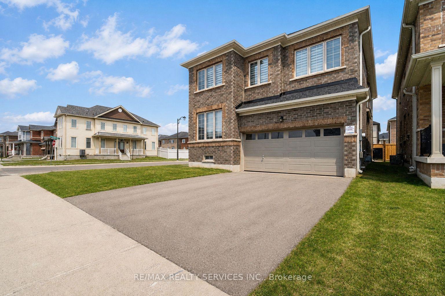 Photo 2 of 525 Red Elm Road, Shelburne — HOMEH