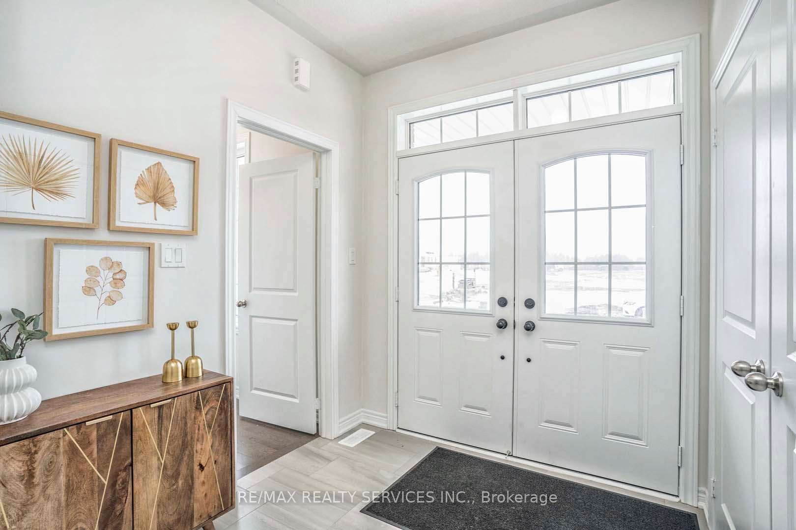 Photo 4 of 525 Red Elm Road, Shelburne — HOMEH