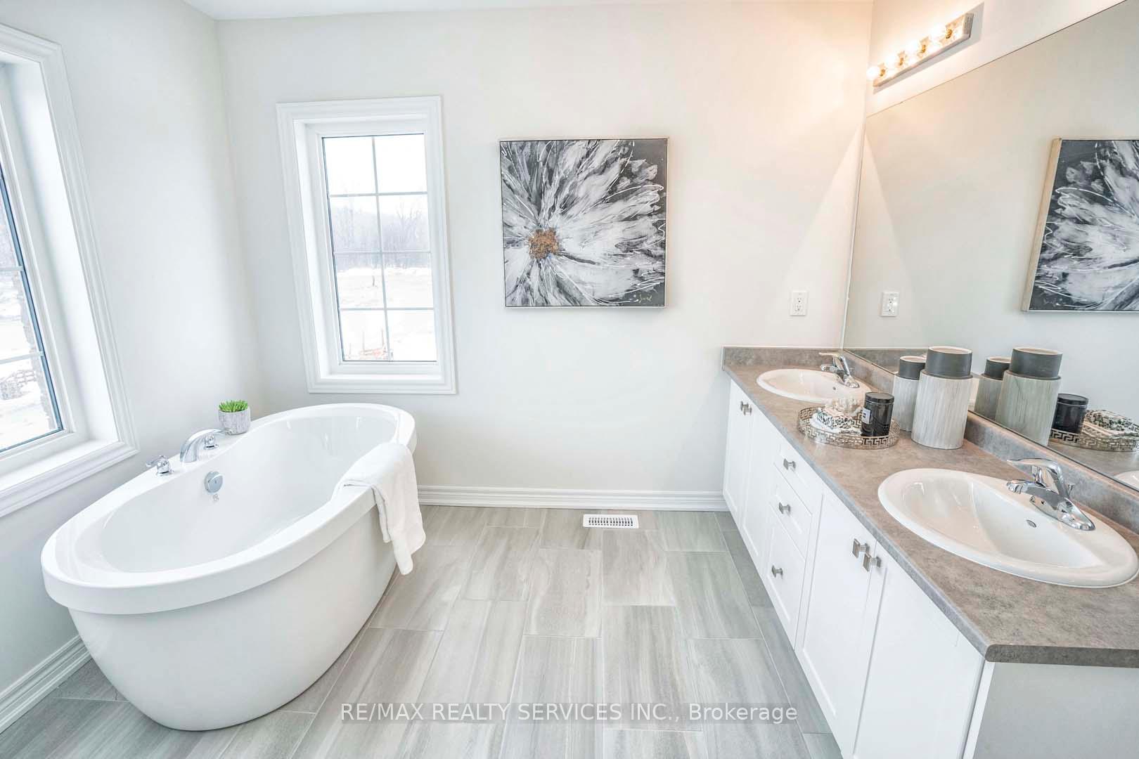 Photo 22 of 525 Red Elm Road, Shelburne — HOMEH