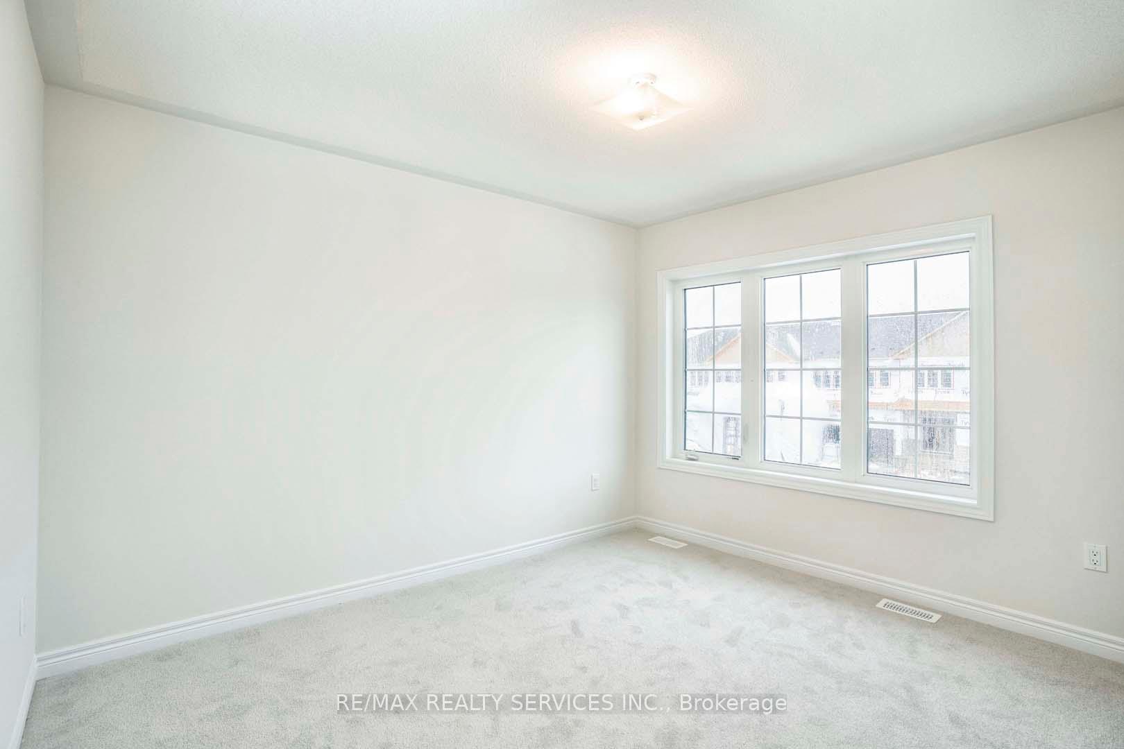 Photo 25 of 525 Red Elm Road, Shelburne — HOMEH