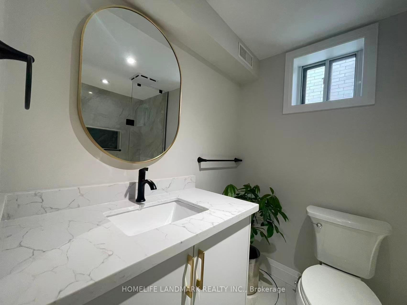 Photo 8 of Unit Unit 3, 17 Rosemeade Avenue, Etobicoke, Stonegate-Queensway — HOMEH