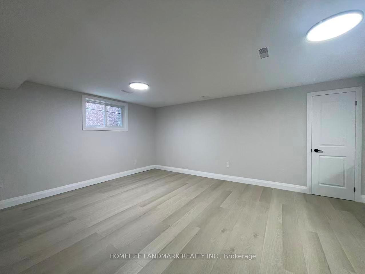 Photo 9 of Unit Unit 3, 17 Rosemeade Avenue, Etobicoke, Stonegate-Queensway — HOMEH