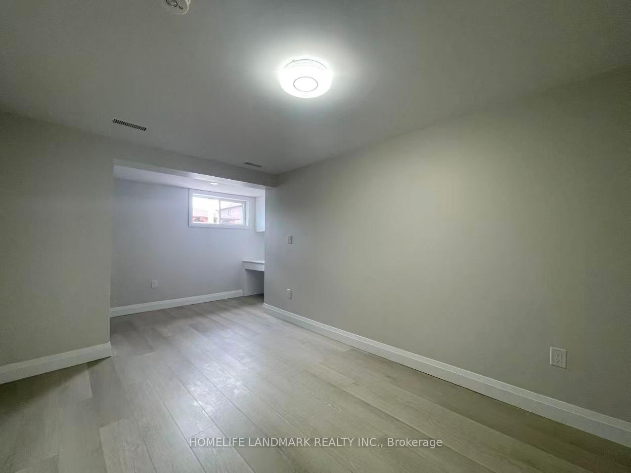 Photo 12 of Unit Unit 3, 17 Rosemeade Avenue, Etobicoke, Stonegate-Queensway — HOMEH