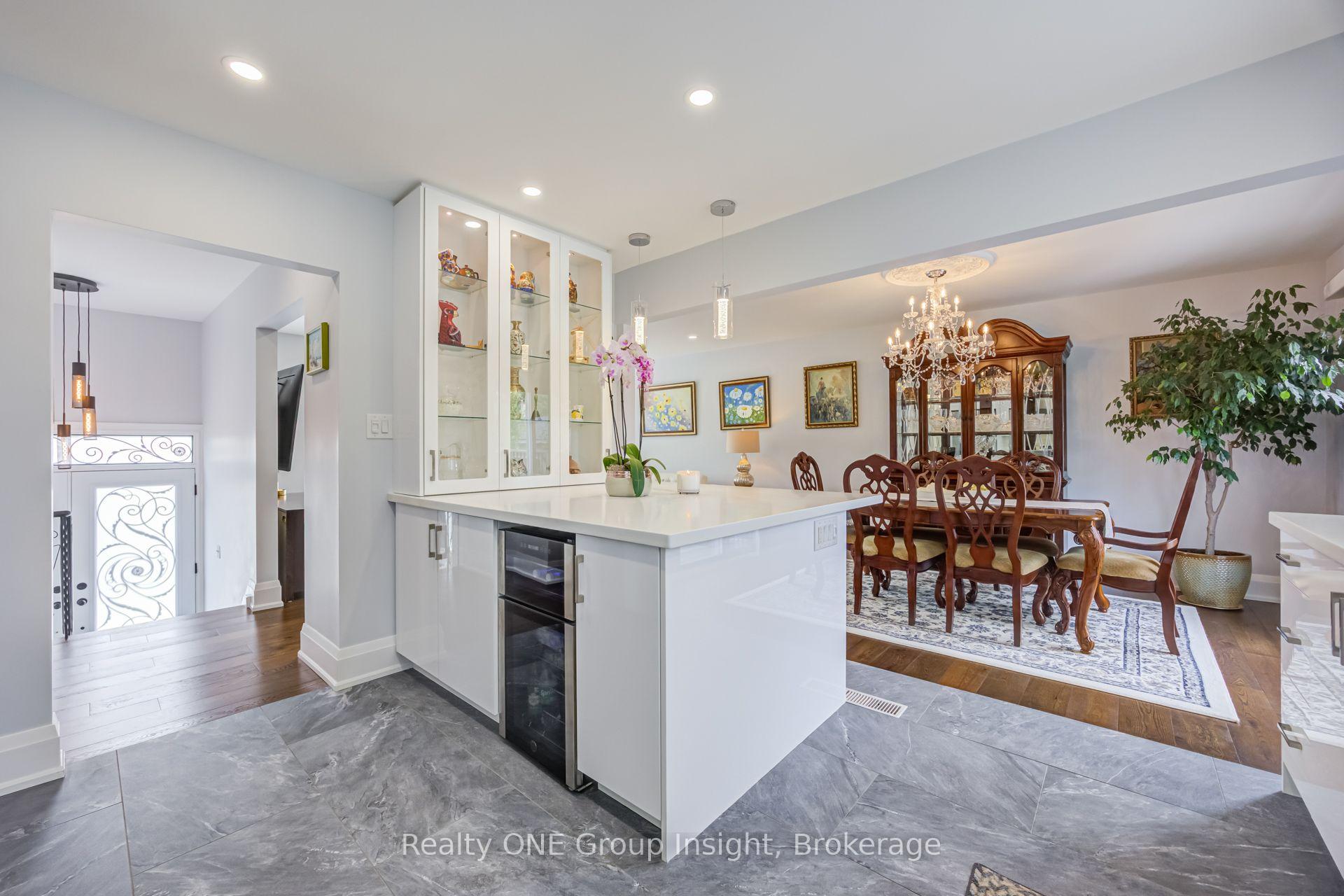 Photo 16 of 150 Avondale Boulevard, Brampton, Avondale — HOMEH
