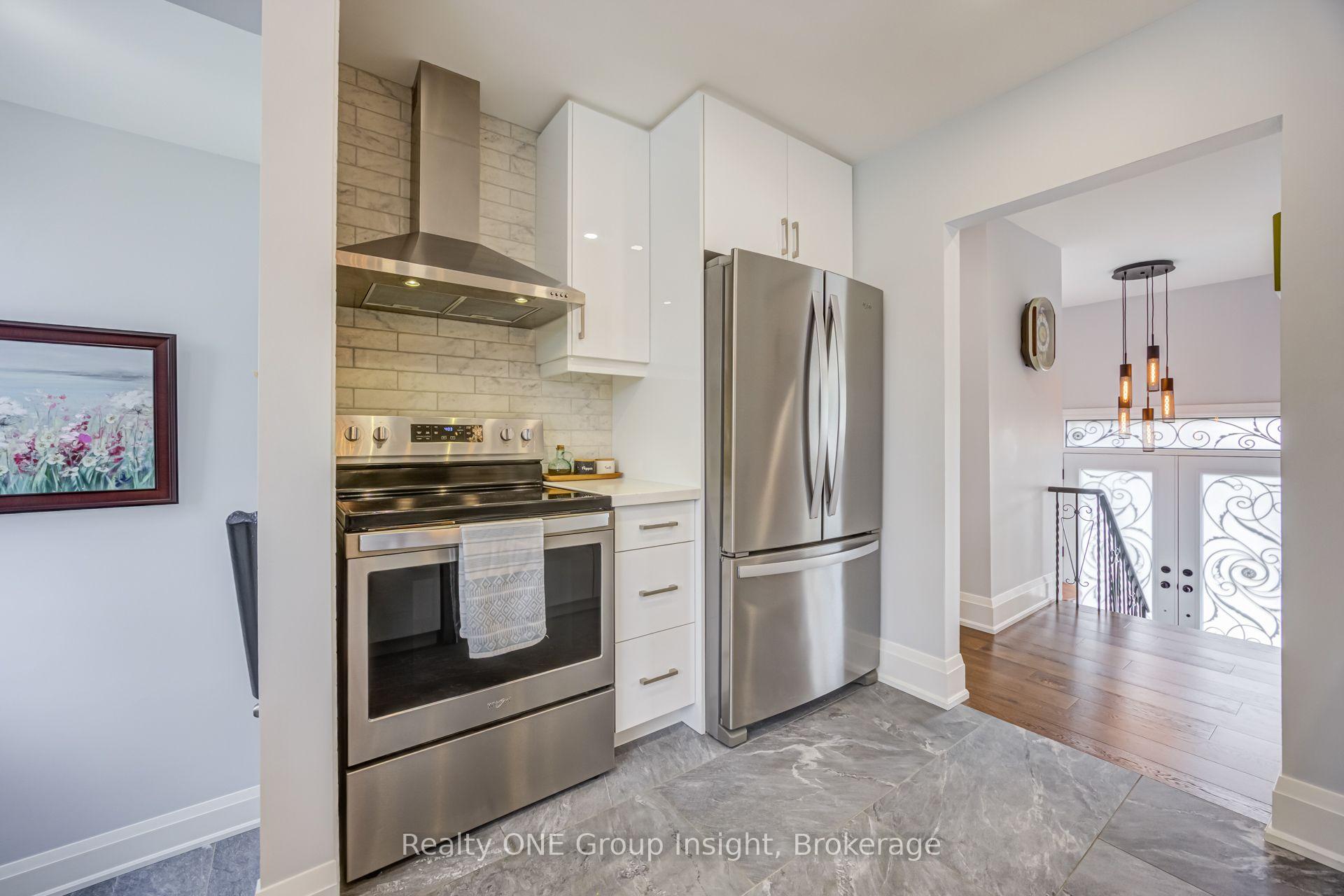 Photo 22 of 150 Avondale Boulevard, Brampton, Avondale — HOMEH