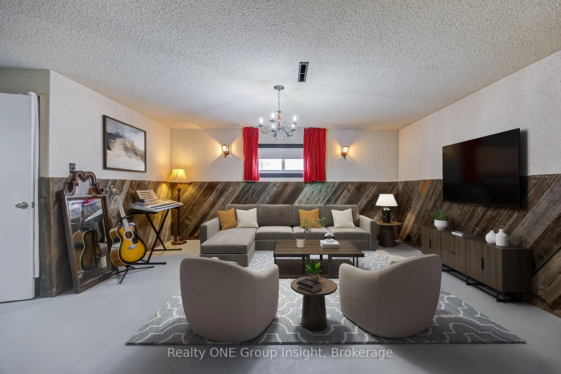 Photo 38 of 150 Avondale Boulevard, Brampton, Avondale — HOMEH