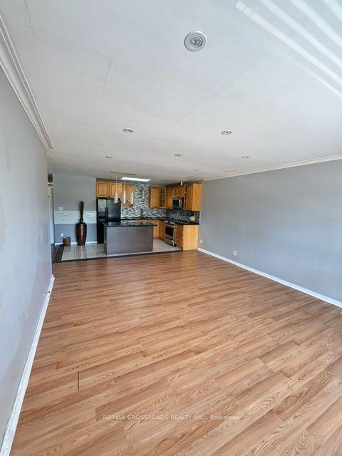 Photo 5 of Unit Upper, 840 Danforth Road, Scarborough, Kennedy Park — HOMEH