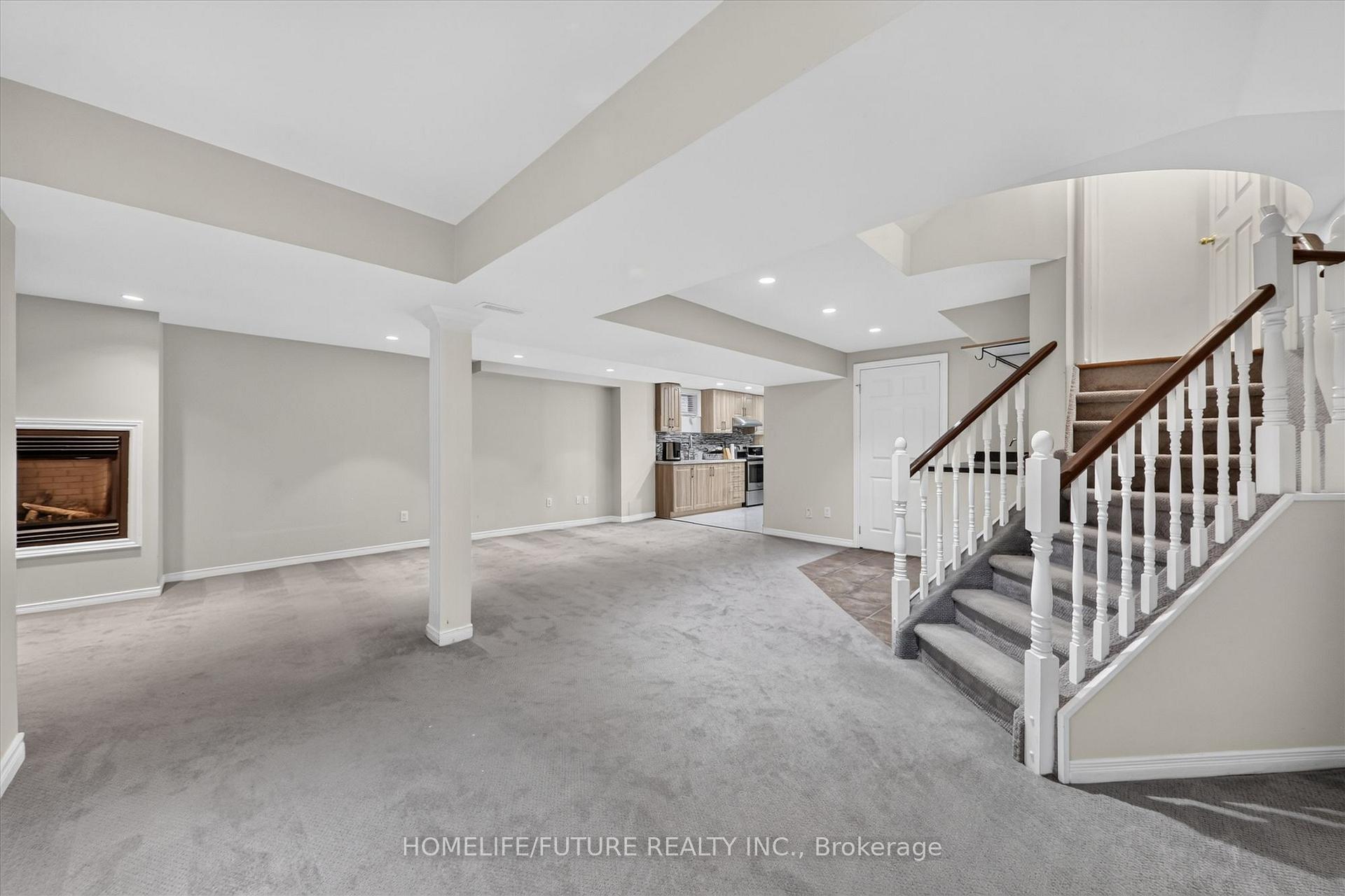 Photo 2 of Unit Lower, 1580 Heathside Crescent, Pickering, Liverpool — HOMEH