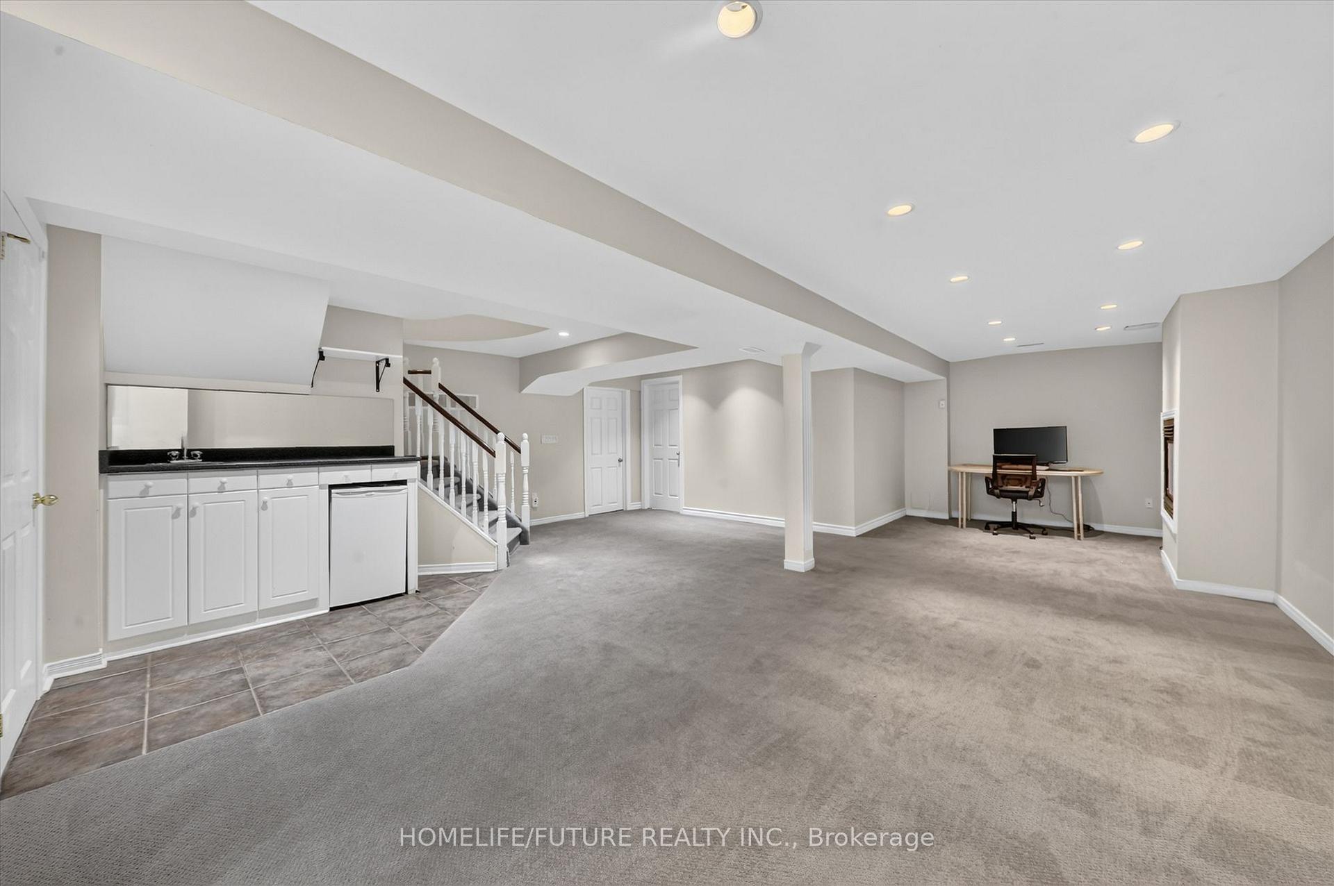 Photo 3 of Unit Lower, 1580 Heathside Crescent, Pickering, Liverpool — HOMEH