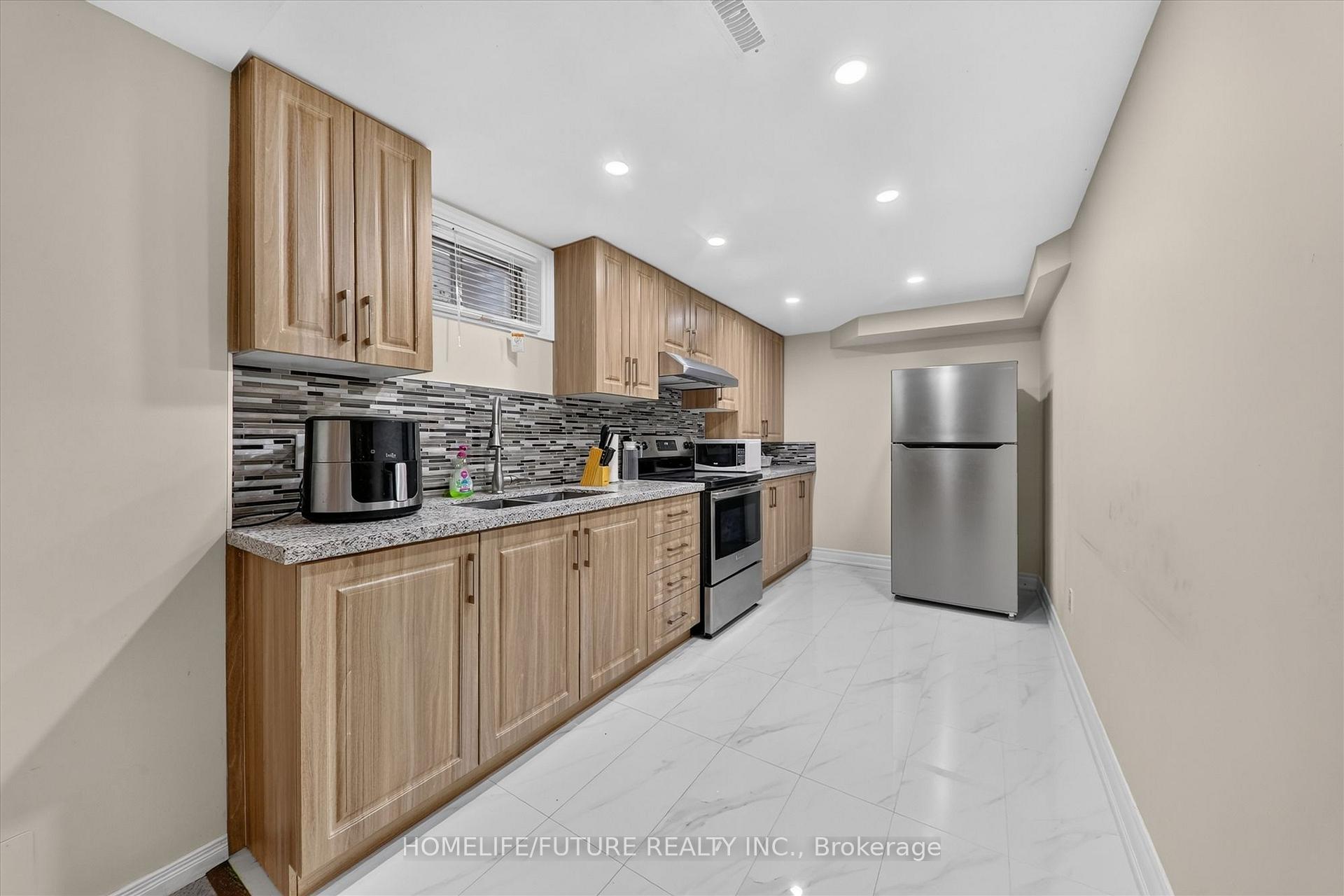 Photo 4 of Unit Lower, 1580 Heathside Crescent, Pickering, Liverpool — HOMEH