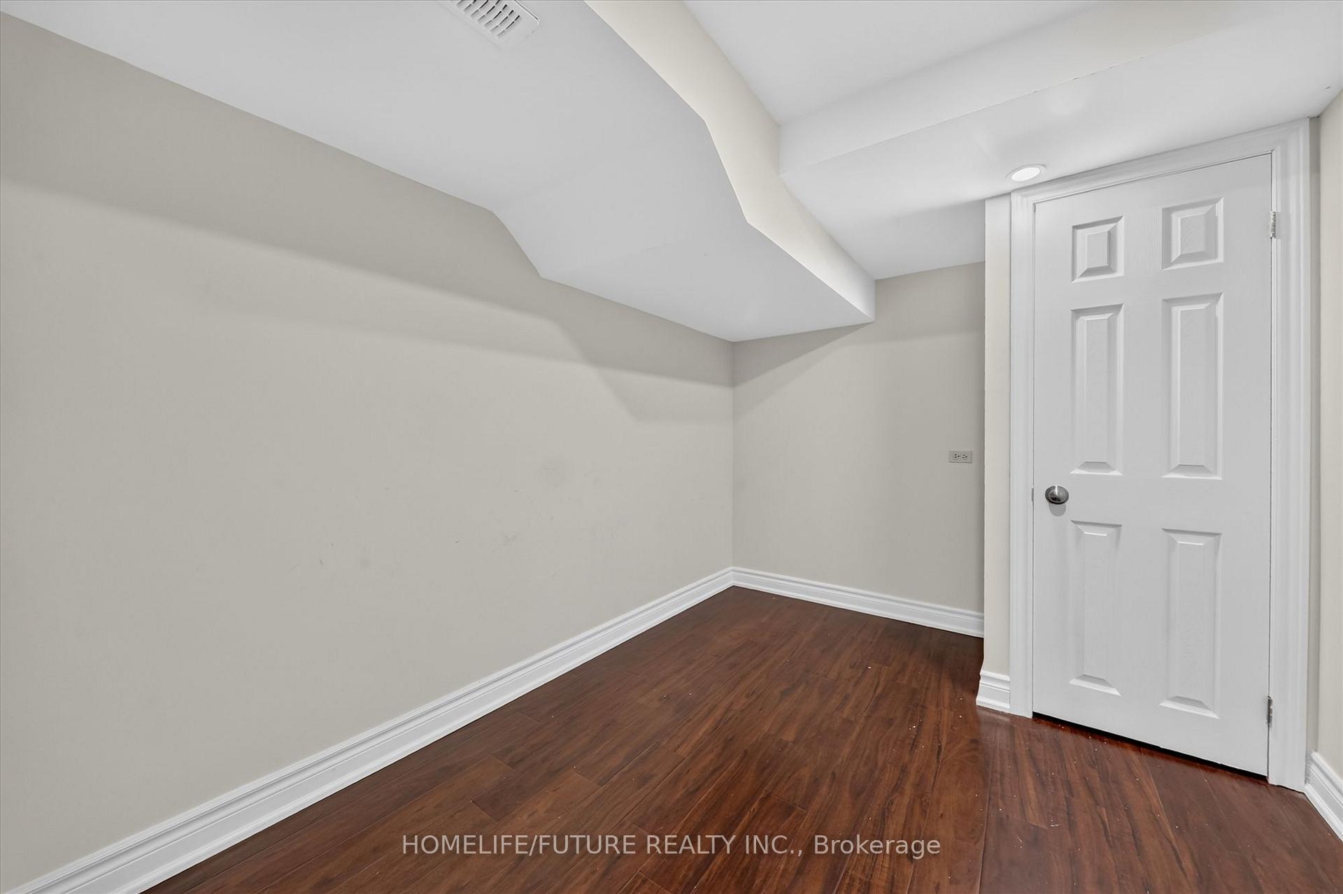 Photo 11 of Unit Lower, 1580 Heathside Crescent, Pickering, Liverpool — HOMEH