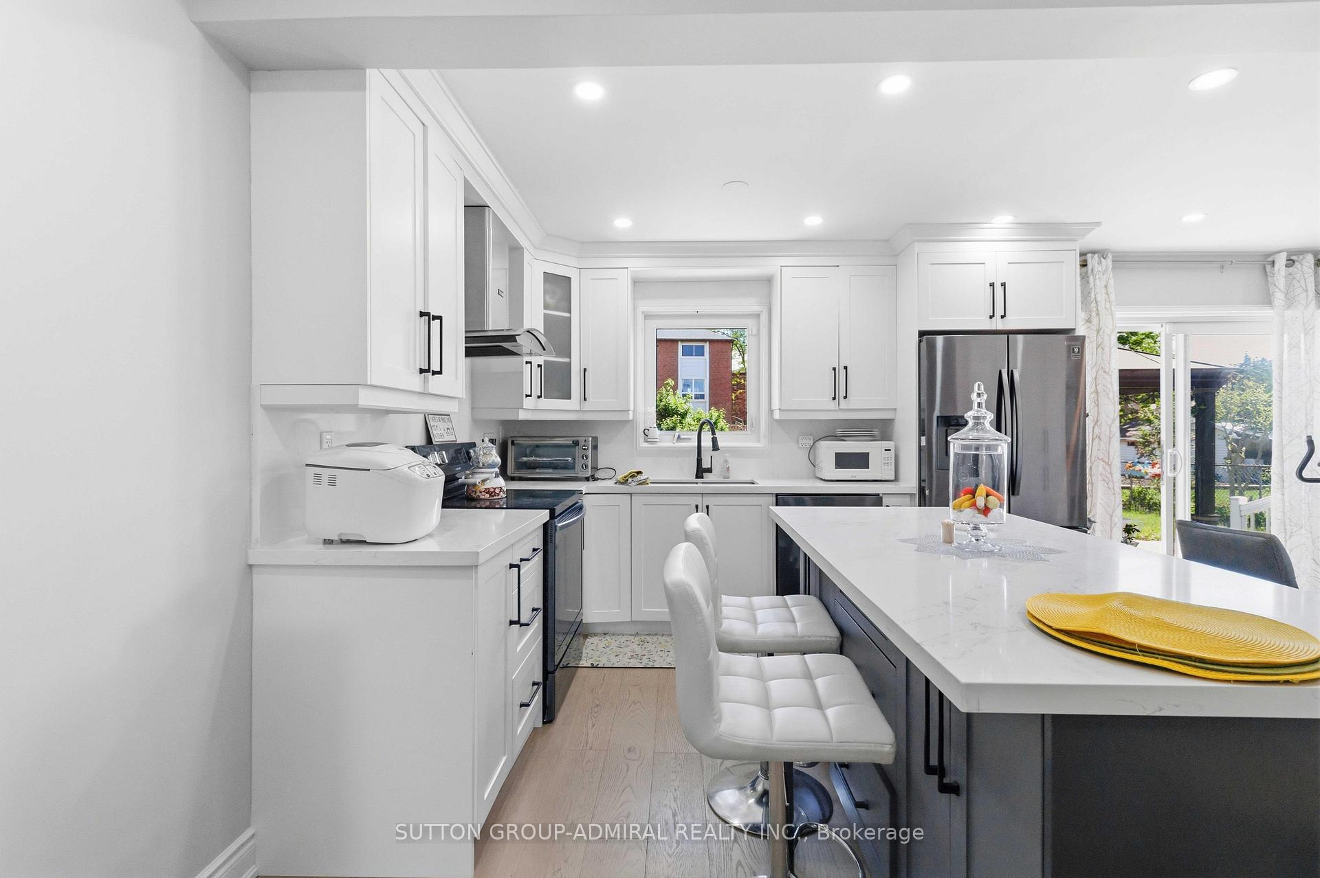 Photo 11 of Unit Main & Upper Flr, 87 Marita Place, Vaughan, Glen Shields — HOMEH