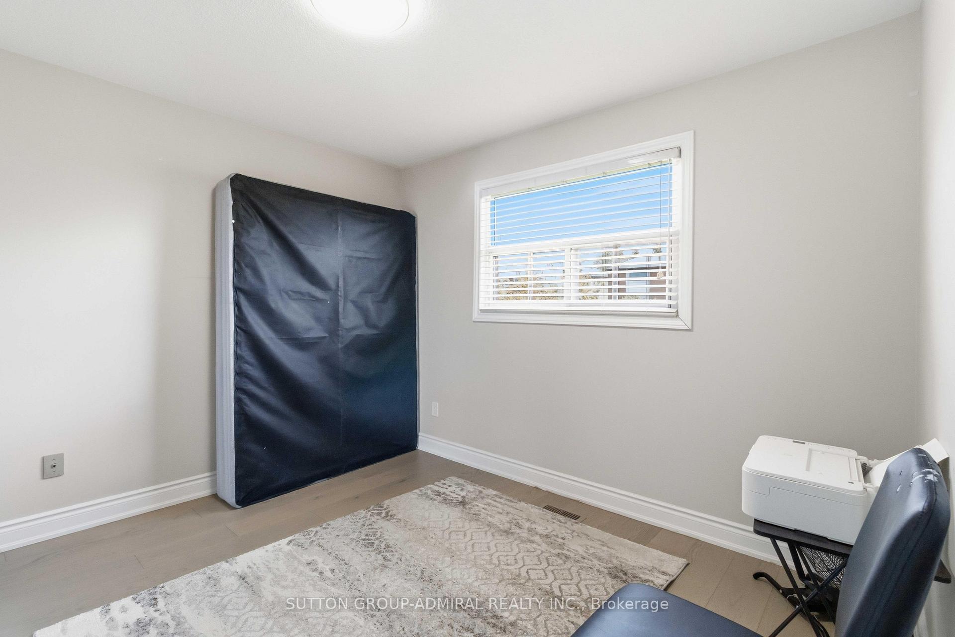 Photo 16 of Unit Main & Upper Flr, 87 Marita Place, Vaughan, Glen Shields — HOMEH
