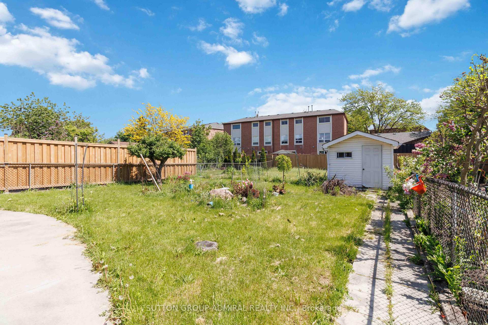 Photo 28 of Unit Main & Upper Flr, 87 Marita Place, Vaughan, Glen Shields — HOMEH