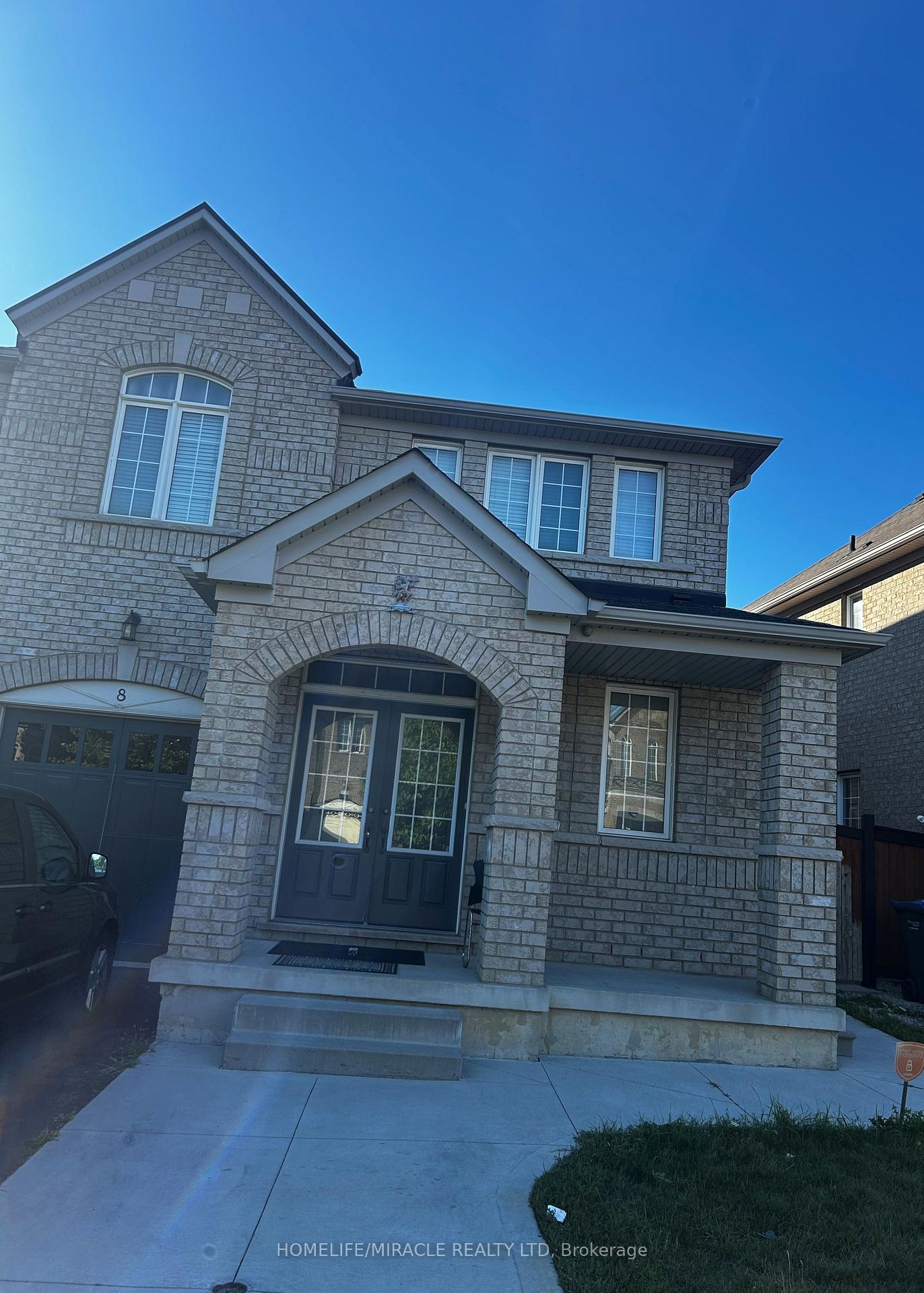 Photo 2 of 8 Sculptor Street, Brampton, Bram East — HOMEH