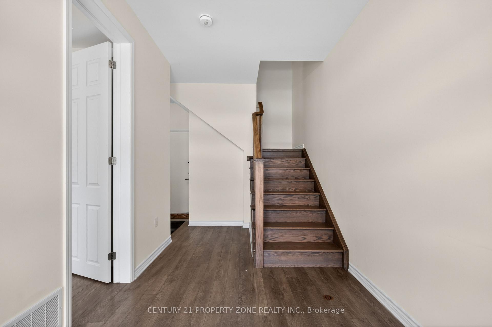 Photo 7 of Unit 42, 51 Summer Wind Lane, Brampton, Northwest Brampton — HOMEH