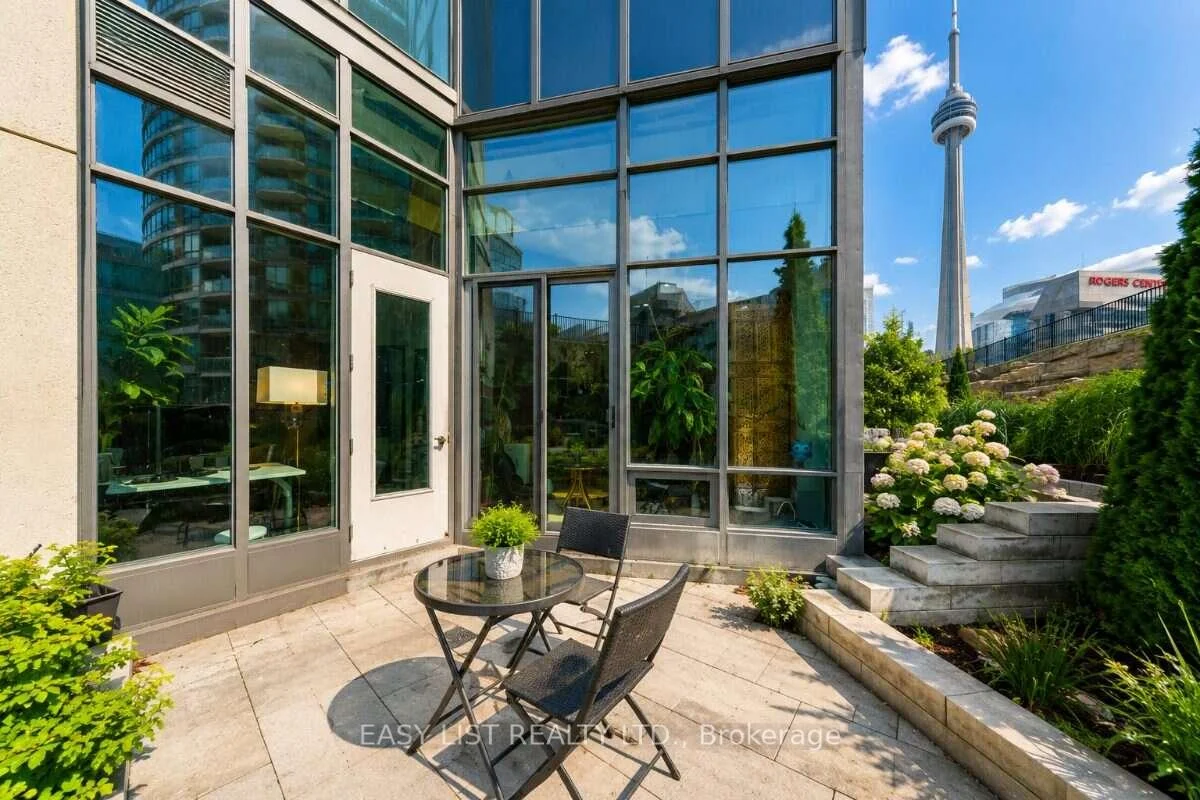 Photo 4 of Unit 101, 373 Front Street W, Toronto, Waterfront Communities — HOMEH