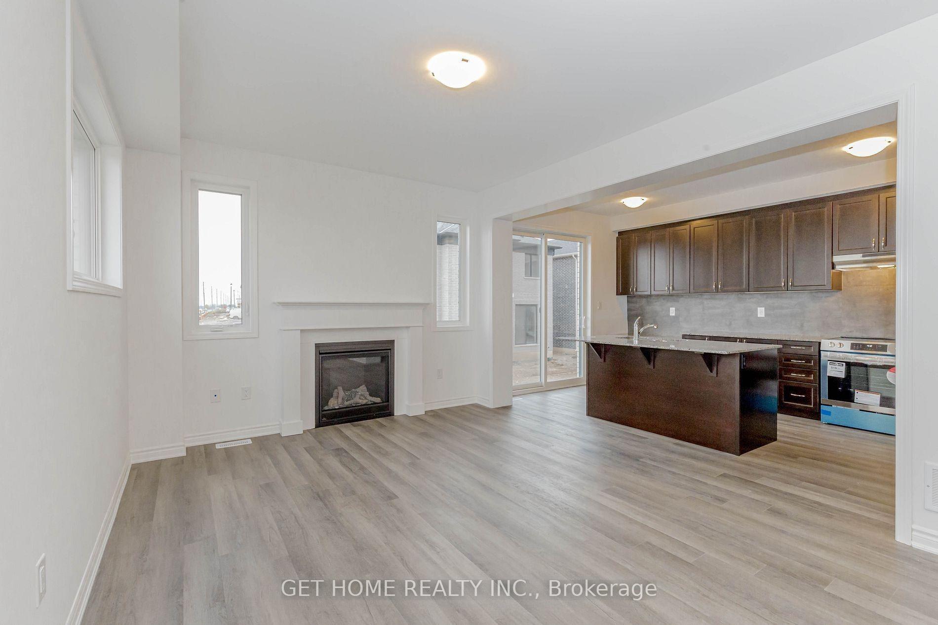 Photo 9 of 1856 Thames Circle, Milton, Bowes — HOMEH