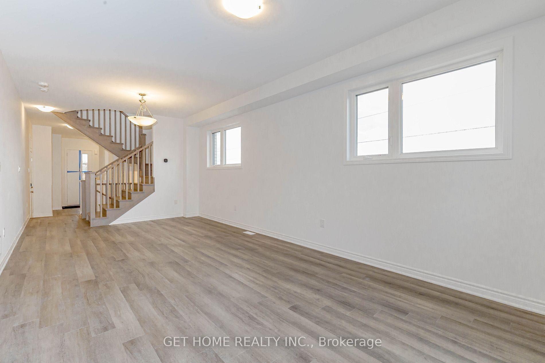 Photo 10 of 1856 Thames Circle, Milton, Bowes — HOMEH