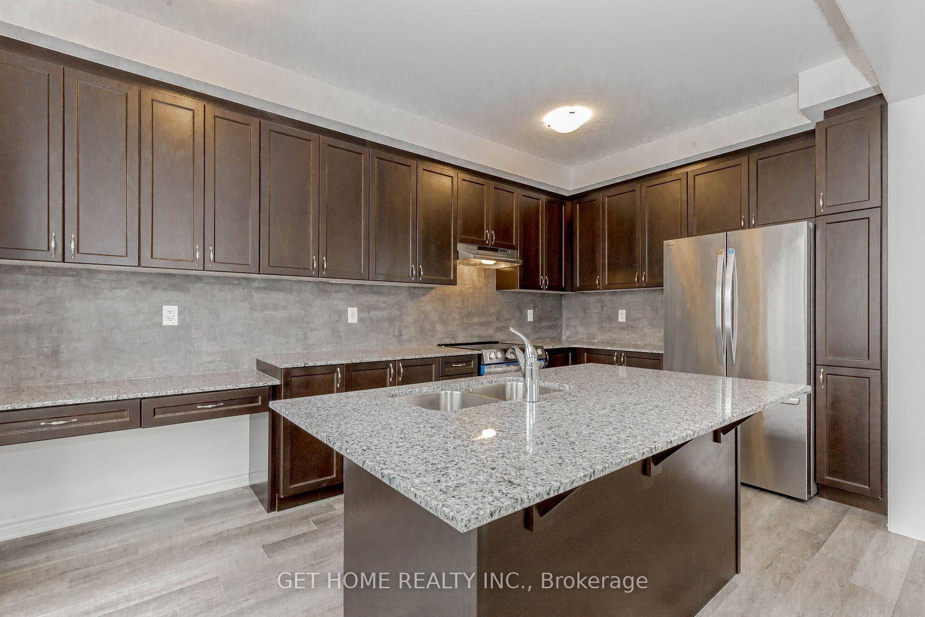 Photo 11 of 1856 Thames Circle, Milton, Bowes — HOMEH