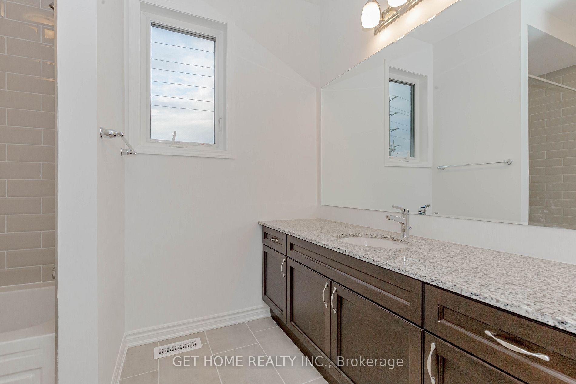 Photo 23 of 1856 Thames Circle, Milton, Bowes — HOMEH