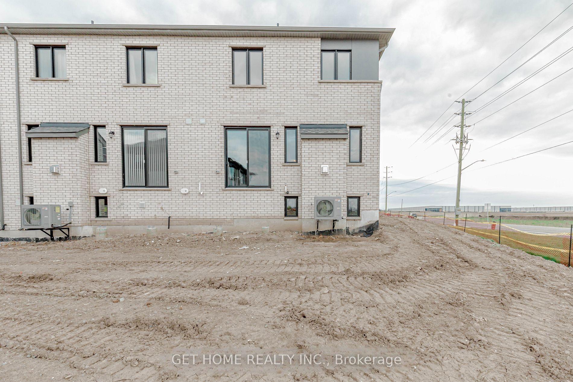 Photo 40 of 1856 Thames Circle, Milton, Bowes — HOMEH