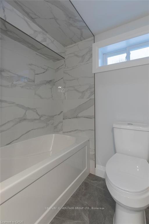Photo 12 of 658 Upper Sherman Avenue, Hamilton, Burkholme — HOMEH