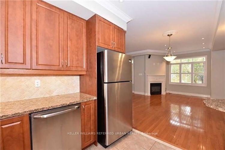 Photo 2 of 967 Kipling Avenue, Etobicoke, Islington-City Centre West — HOMEH