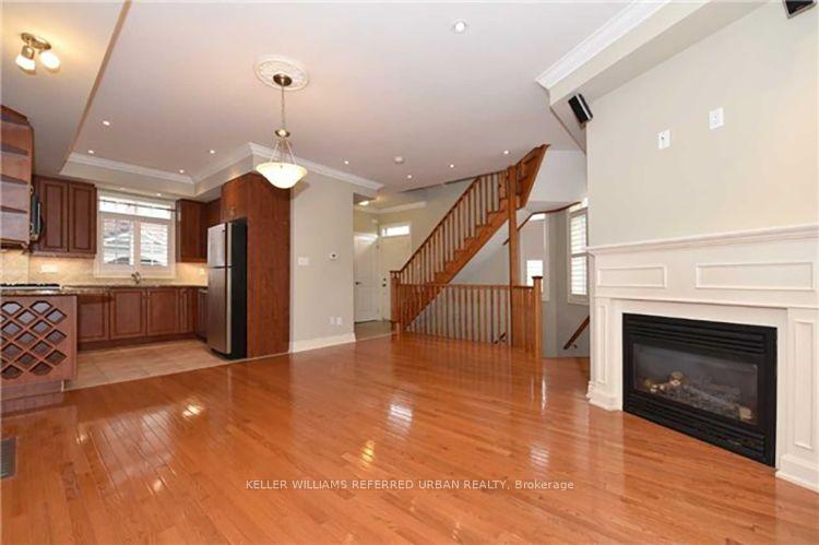 Photo 3 of 967 Kipling Avenue, Etobicoke, Islington-City Centre West — HOMEH